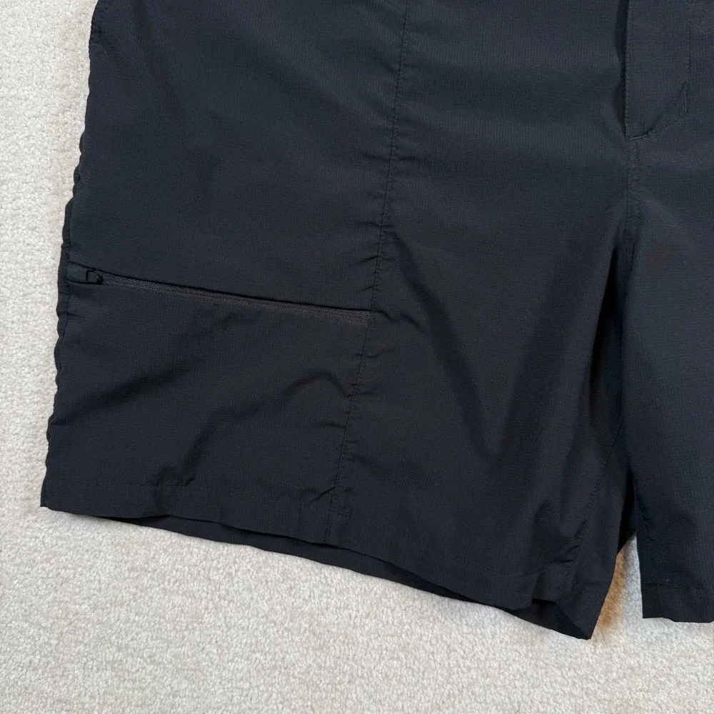 Mountain Hardwear Mens 40 Black Outdoor Hiking Quick Dry Shorts Zip Pockets